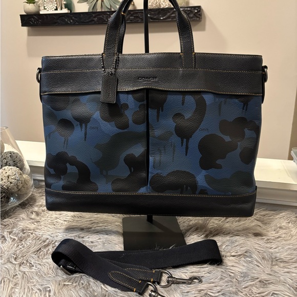 RARE Metropolitan Soft Helmet Bag With Camo Print